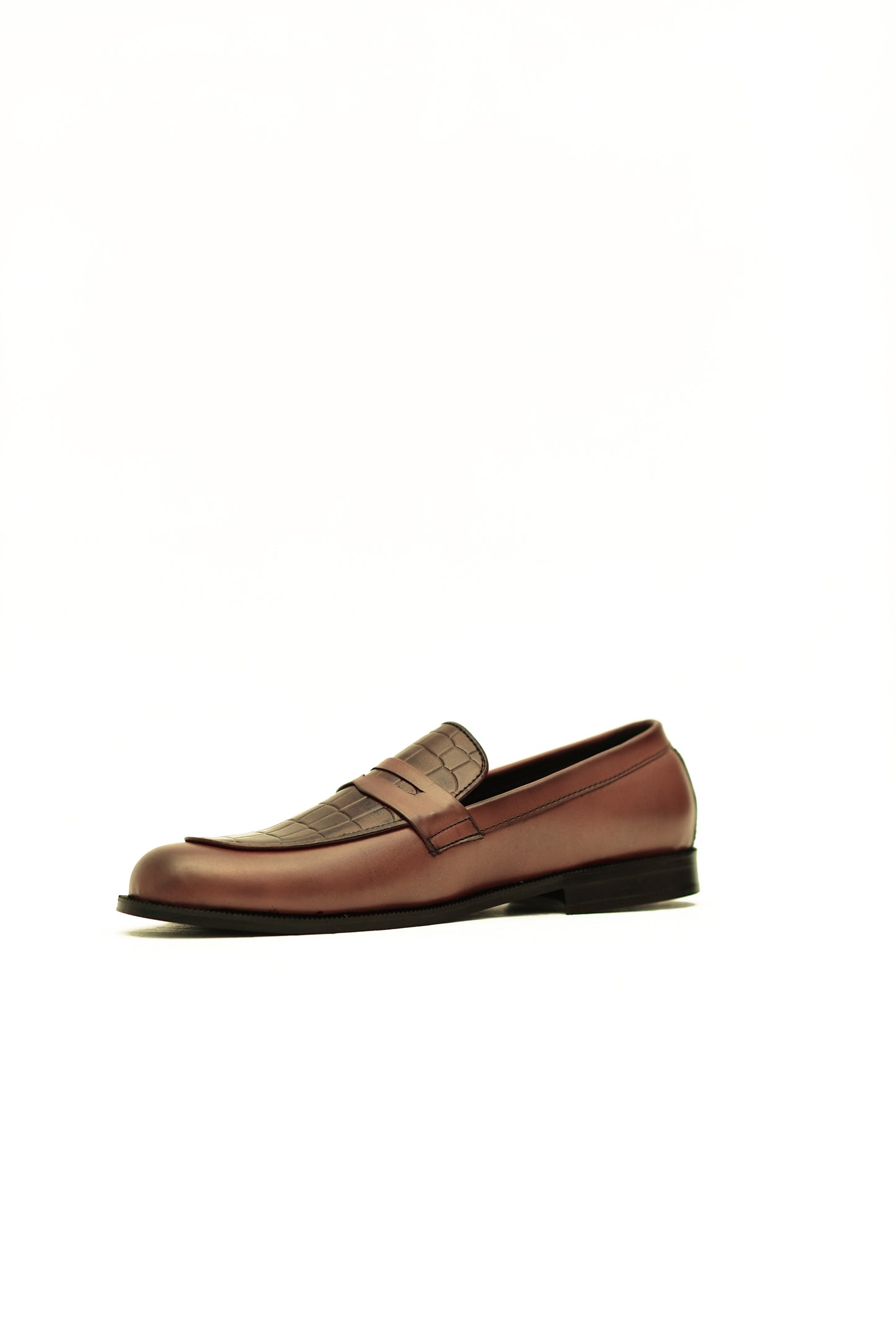 Loafer-luxe tire sole, casual shoes for men